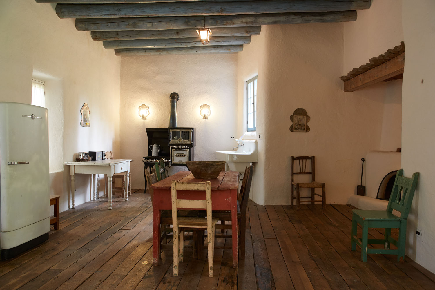 Kitchen, Santa Fe listing