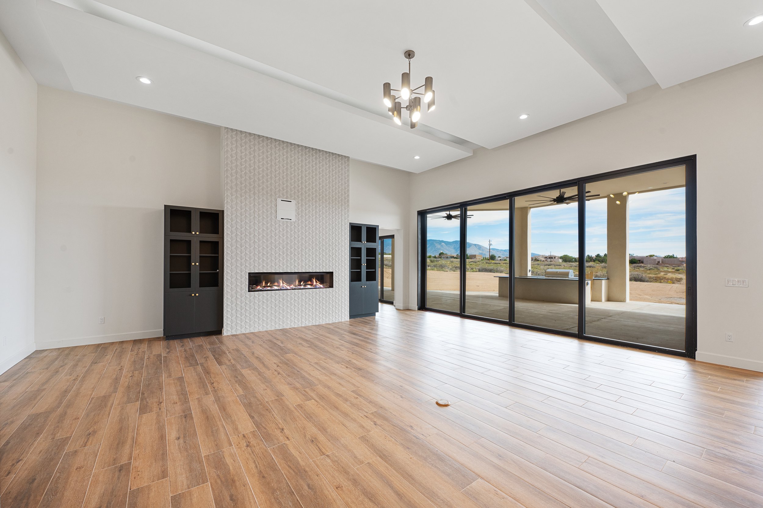 Kitchen and dining area